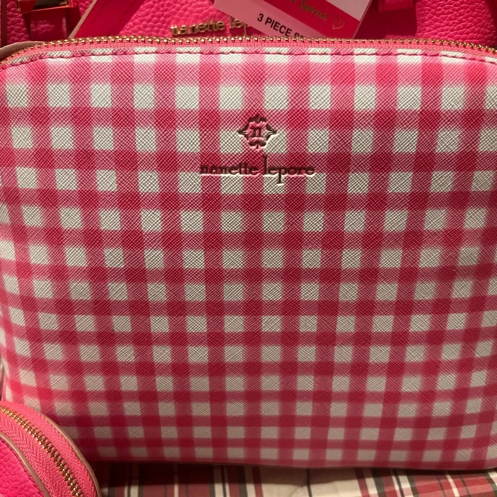 NWT-Nanette Lepore 3 Piece Set-Tote, Dome Crossbody & Coin Purse - Picture 3 of 13